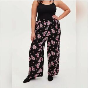 Torrid Floral Wide Leg Pant Black & Pink